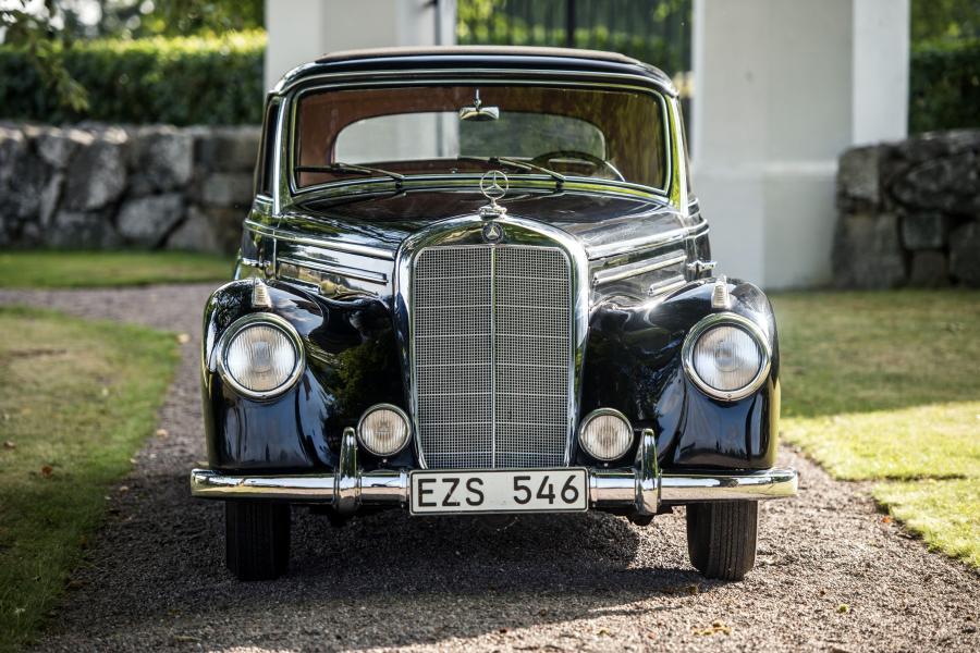  Mercedes-Benz 220 Coupe 1954 года  (фото 6 из 19)